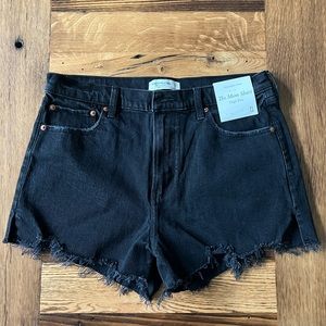 NWT Black Abercrombie High Rise Mom Short